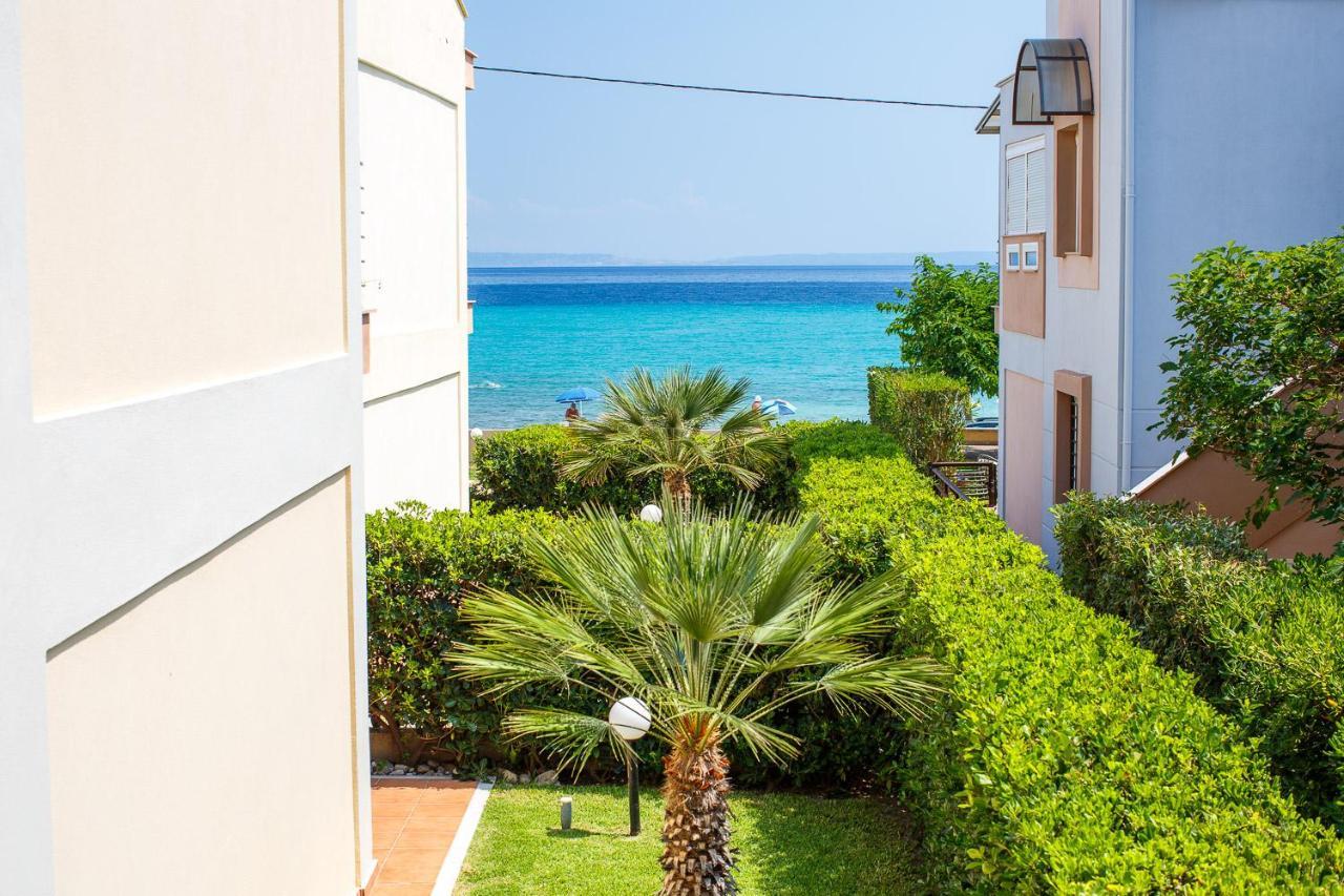Apartments Alexandros โปไลโครโน ภายนอก รูปภาพ